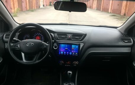 KIA Rio III рестайлинг, 2011 год, 690 000 рублей, 10 фотография