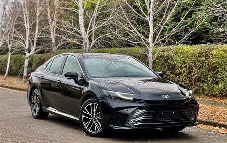 Toyota Camry, 2025 год, 4 390 000 рублей, 3 фотография