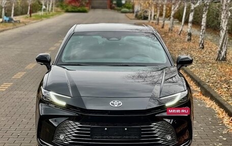 Toyota Camry, 2025 год, 4 390 000 рублей, 4 фотография