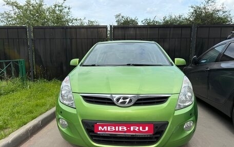 Hyundai i20 IB рестайлинг, 2009 год, 750 000 рублей, 2 фотография