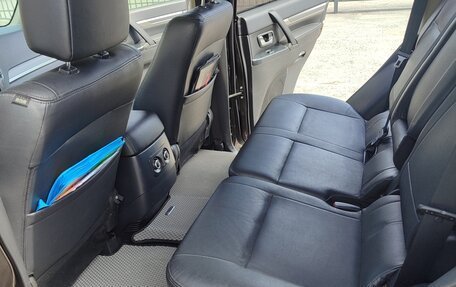 Mitsubishi Pajero IV, 2015 год, 3 100 000 рублей, 25 фотография
