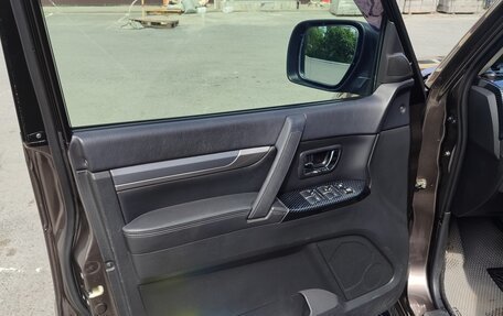 Mitsubishi Pajero IV, 2015 год, 3 100 000 рублей, 36 фотография