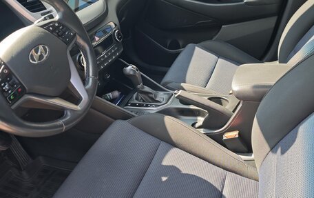Hyundai Tucson III, 2016 год, 2 200 000 рублей, 15 фотография