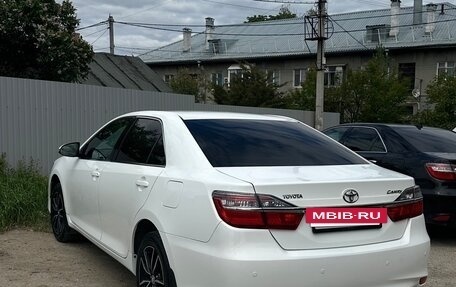 Toyota Camry, 2015 год, 1 680 000 рублей, 6 фотография
