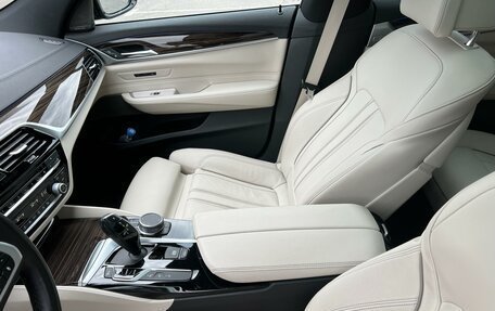 BMW 6 серия, 2018 год, 4 000 000 рублей, 12 фотография
