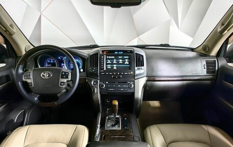 Toyota Land Cruiser 200, 2009 год, 2 150 000 рублей, 11 фотография