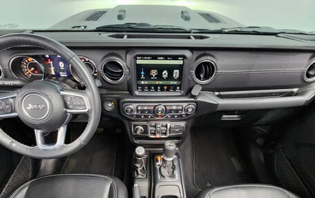 Jeep Wrangler, 2022 год, 3 718 000 рублей, 5 фотография