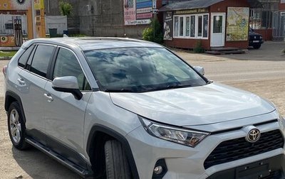 Toyota RAV4, 2021 год, 3 450 000 рублей, 1 фотография