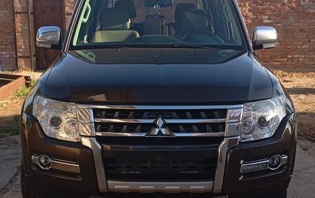 Mitsubishi Pajero IV, 2017 год, 2 500 000 рублей, 3 фотография