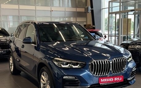 BMW X5, 2018 год, 4 999 000 рублей, 3 фотография
