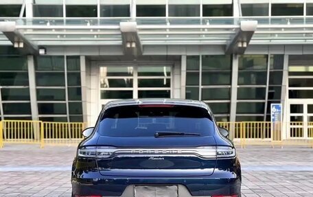 Porsche Macan I рестайлинг, 2022 год, 5 600 000 рублей, 6 фотография