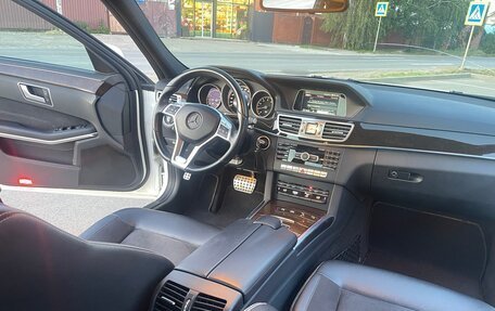 Mercedes-Benz E-Класс, 2013 год, 2 390 000 рублей, 9 фотография