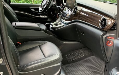 Mercedes-Benz V-Класс, 2020 год, 6 600 000 рублей, 8 фотография