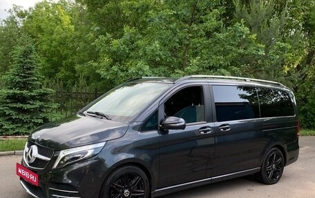 Mercedes-Benz V-Класс, 2020 год, 6 600 000 рублей, 2 фотография