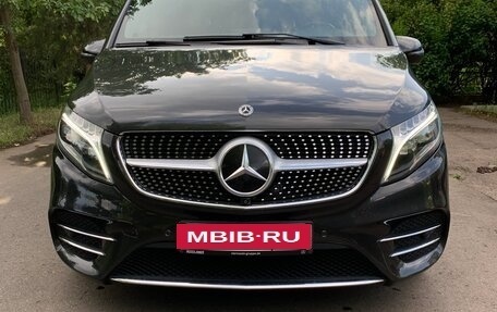 Mercedes-Benz V-Класс, 2020 год, 6 600 000 рублей, 4 фотография