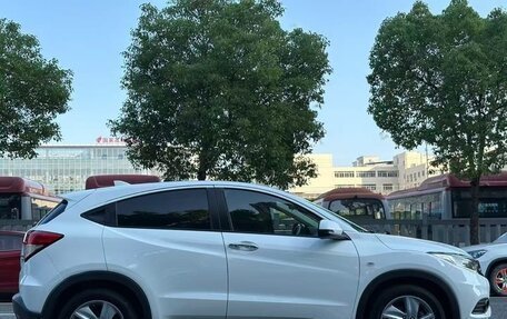 Honda Vezel, 2021 год, 1 400 030 рублей, 13 фотография