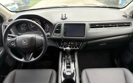 Honda Vezel, 2021 год, 1 400 030 рублей, 16 фотография