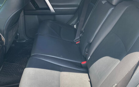 Toyota Land Cruiser Prado 150 рестайлинг 2, 2013 год, 2 980 000 рублей, 14 фотография