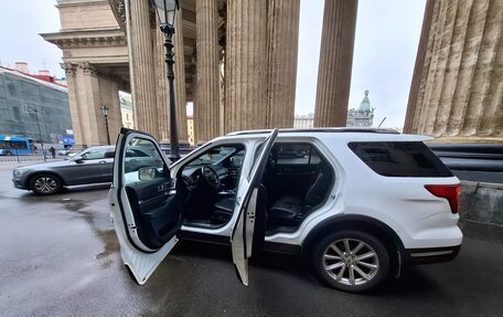 Ford Explorer VI, 2019 год, 2 800 000 рублей, 7 фотография