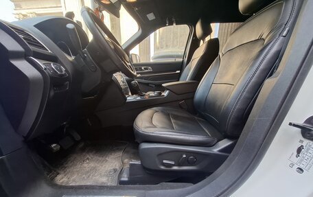 Ford Explorer VI, 2019 год, 2 800 000 рублей, 15 фотография