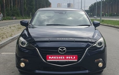 Mazda Axela, 2015 год, 1 150 000 рублей, 2 фотография