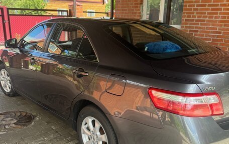 Toyota Camry, 2010 год, 1 650 000 рублей, 3 фотография