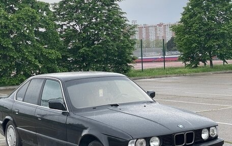 BMW 5 серия, 1989 год, 300 000 рублей, 2 фотография