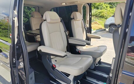 Mercedes-Benz Viano, 2011 год, 3 000 000 рублей, 1 фотография