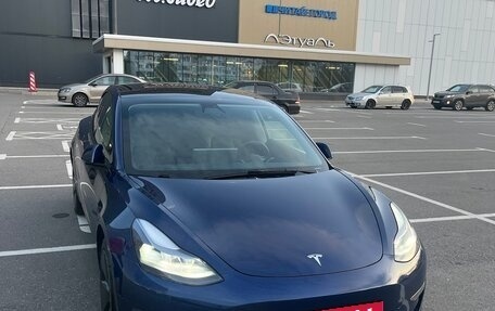 Tesla Model 3 I, 2022 год, 2 600 000 рублей, 2 фотография