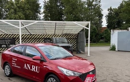 Hyundai Solaris II рестайлинг, 2021 год, 1 400 000 рублей, 5 фотография