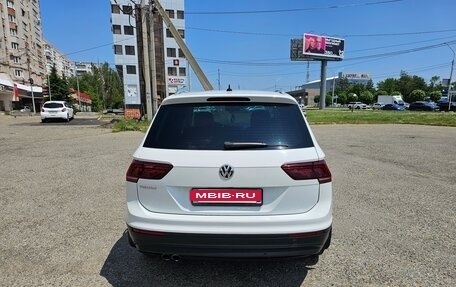 Volkswagen Tiguan II, 2019 год, 2 140 000 рублей, 19 фотография