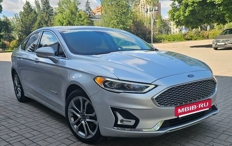 Ford Fusion (North America) II, 2019 год, 2 099 000 рублей, 2 фотография