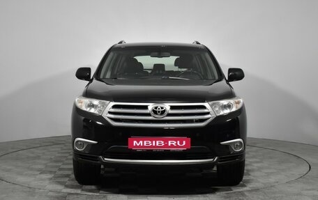 Toyota Highlander III, 2013 год, 2 049 000 рублей, 2 фотография