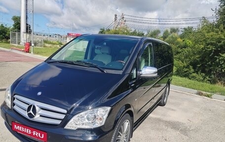 Mercedes-Benz Viano, 2011 год, 3 000 000 рублей, 10 фотография