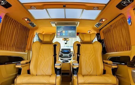 Mercedes-Benz Vito, 2022 год, 3 780 000 рублей, 9 фотография