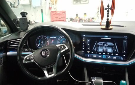 Volkswagen Touareg III, 2019 год, 5 100 000 рублей, 5 фотография