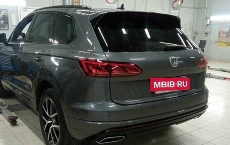 Volkswagen Touareg III, 2019 год, 5 100 000 рублей, 4 фотография