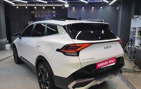KIA Sportage IV рестайлинг, 2022 год, 2 219 000 рублей, 5 фотография
