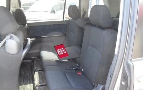 Toyota ISis I, 2012 год, 1 130 000 рублей, 12 фотография