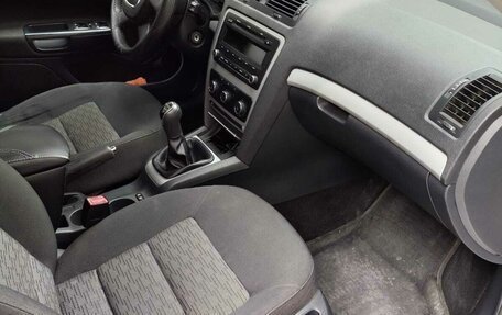 Skoda Octavia, 2011 год, 850 000 рублей, 12 фотография