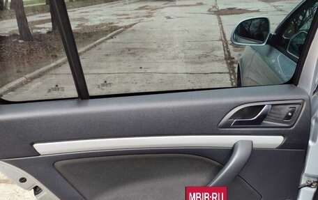 Skoda Octavia, 2011 год, 850 000 рублей, 16 фотография