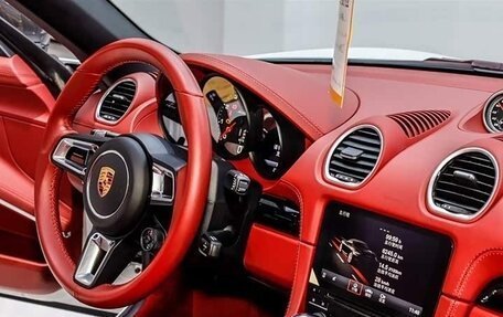 Porsche Boxster, 2022 год, 7 400 000 рублей, 14 фотография