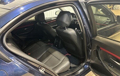 BMW 3 серия, 2016 год, 2 350 000 рублей, 14 фотография