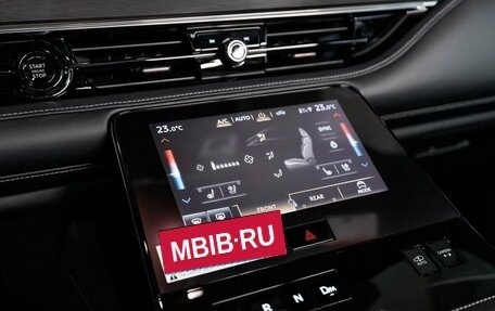 Infiniti QX80, 2024 год, 16 690 000 рублей, 16 фотография