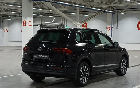 Volkswagen Tiguan II, 2018 год, 2 249 000 рублей, 6 фотография