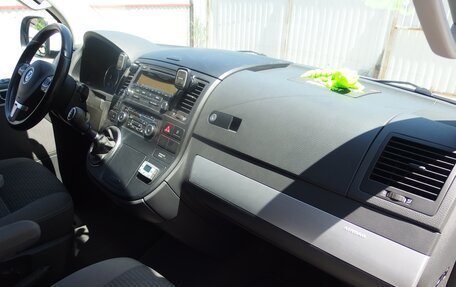 Volkswagen Multivan T5, 2010 год, 2 200 000 рублей, 14 фотография