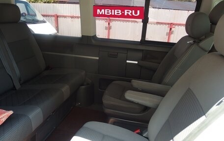 Volkswagen Multivan T5, 2010 год, 2 200 000 рублей, 15 фотография