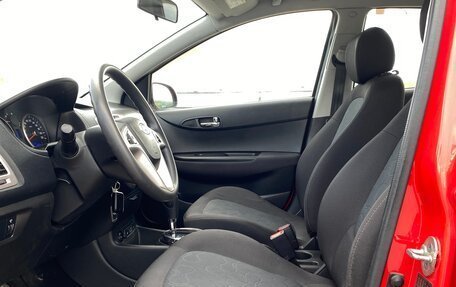 Hyundai i20 IB рестайлинг, 2010 год, 575 000 рублей, 13 фотография