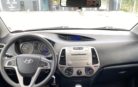 Hyundai i20 IB рестайлинг, 2010 год, 575 000 рублей, 17 фотография
