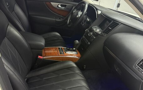 Infiniti FX II, 2012 год, 2 250 000 рублей, 12 фотография